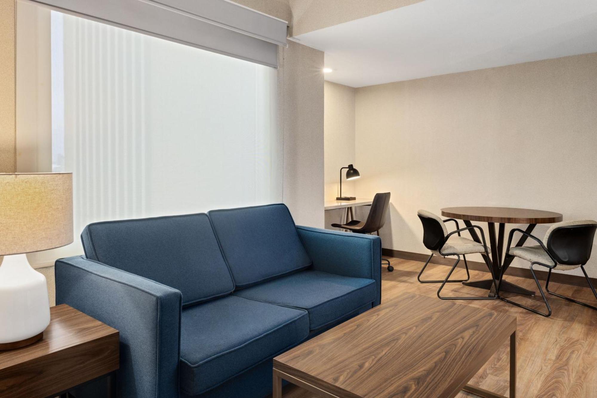 Four Points By Sheraton Galerias Monterrey Ngoại thất bức ảnh